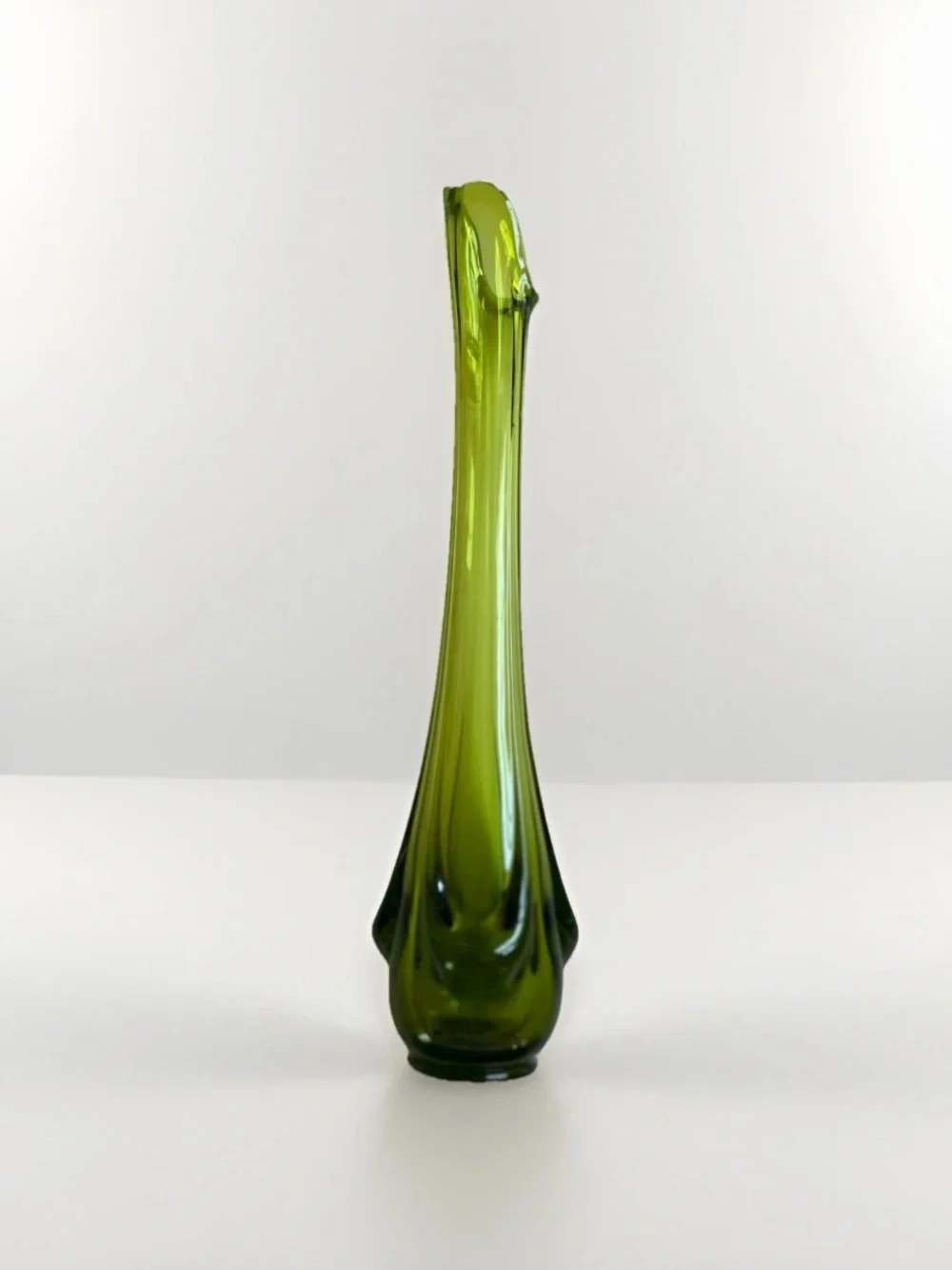 Vintage MCM Viking Green Epic Drape Swung Glass Vase
